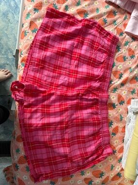 PINK Victoria's Secret Pink and Red Plaid Lounge Shorts
